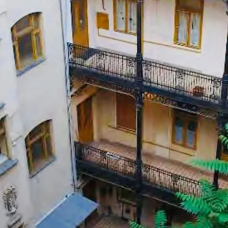 Judit Apartman Apartment *