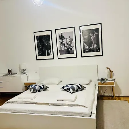 Apartment Judit Apartman *